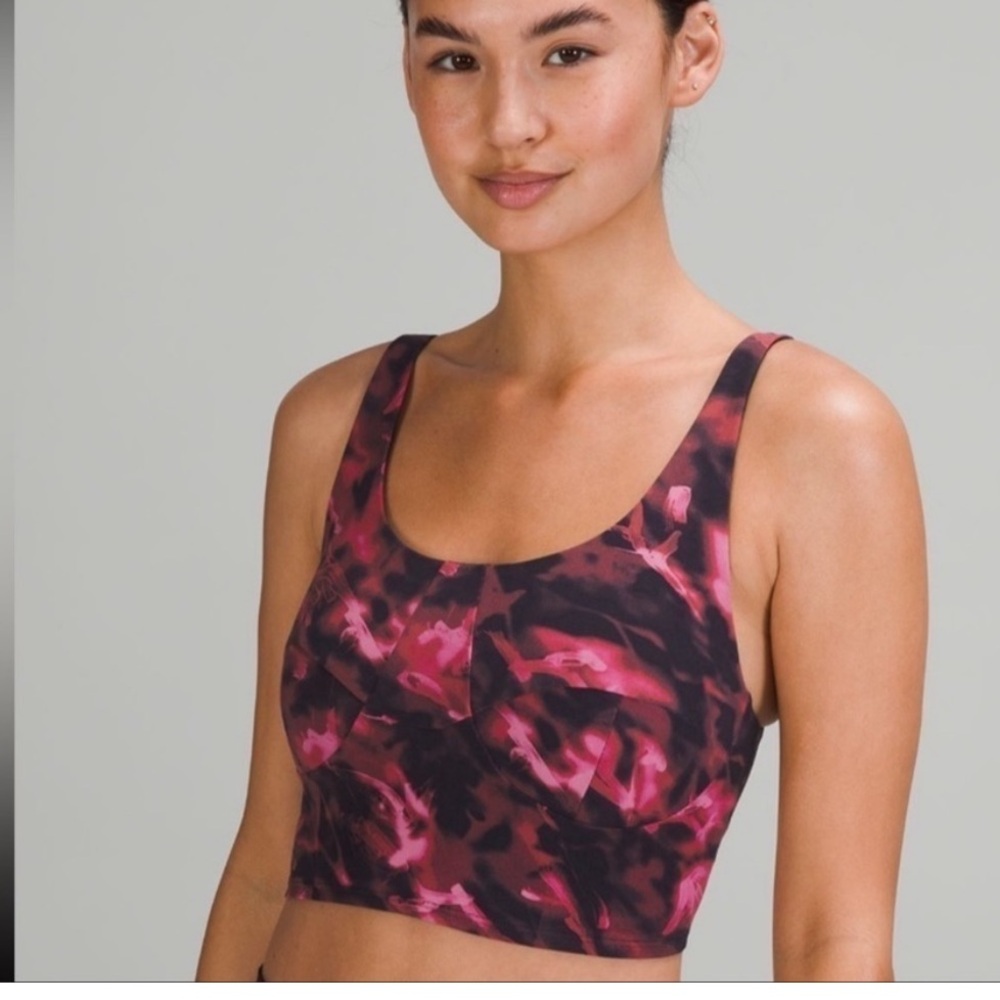 Lululemon Nulu Darting Yoga Bra Light B/C cup size 10, excellent used condition.